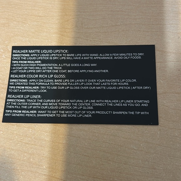 RealHer Lip Kit - Take On The World pc - Picture 2 of 4